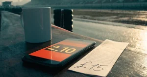 Motorsport-Wetten online: Quoten, Bewilligungen, Kosten in Österreich